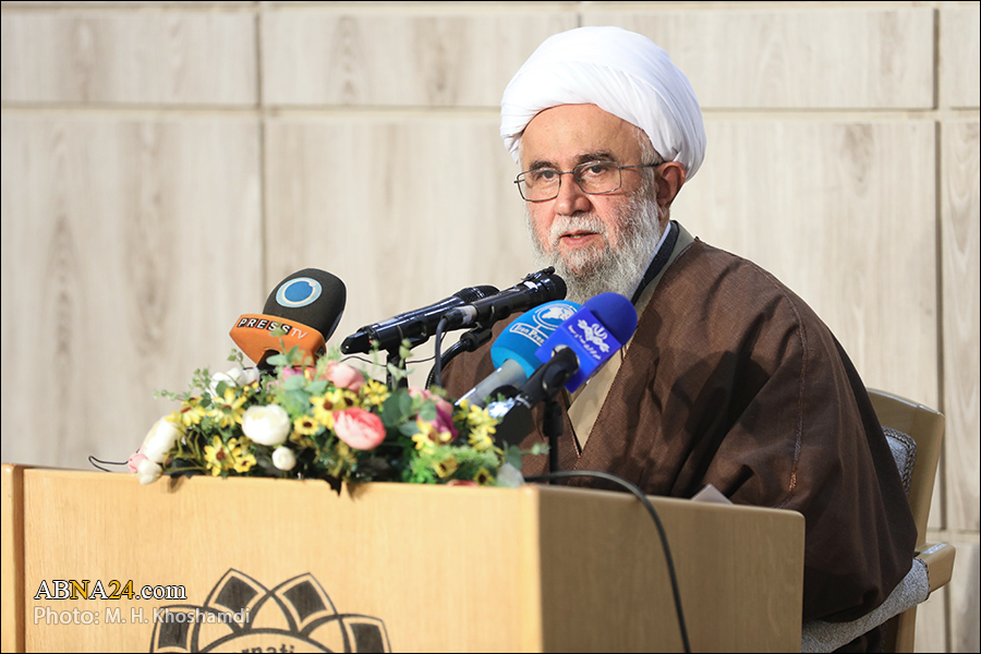 آية الله رمضاني: إنّ نهج نبي الإسلام (ص) والسيد المسيح (ع) هو تحقيق العدالة
