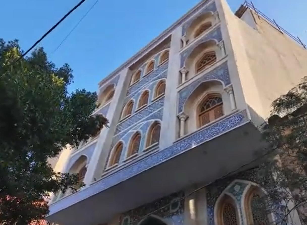 بعد ان تعرضت لمصادرتها وتهديمها وازالتها.. افتتاح المدرسة المهدية الدينية في كربلاء+(فيديو)