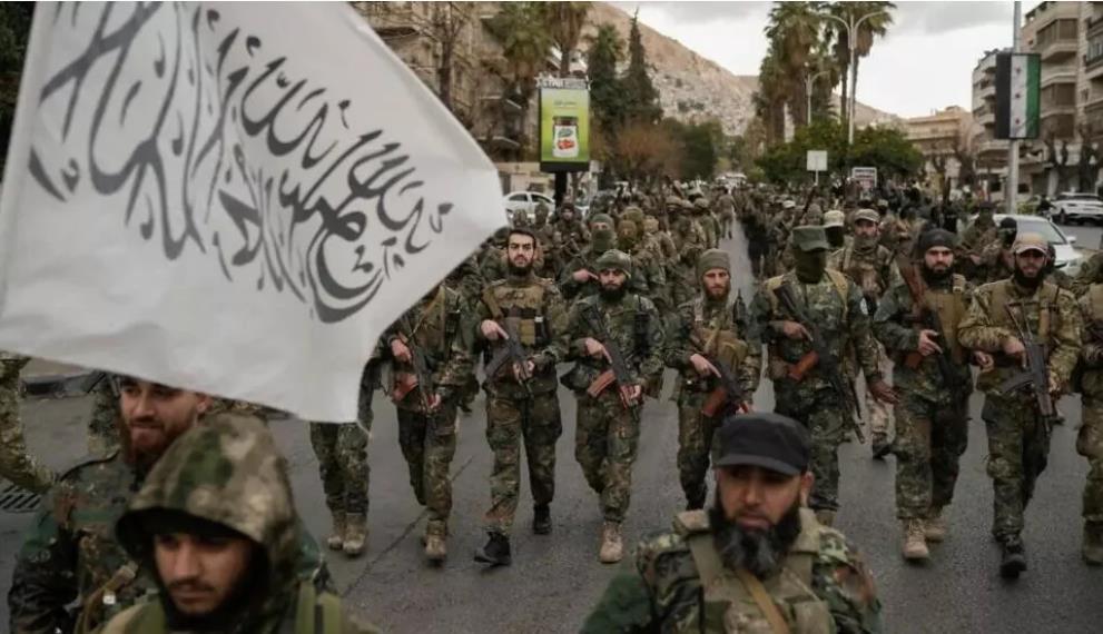 الغرب يحذر الإدارة السورية الجديدة من تعيين "مقاتلين أجانب" بمناصب عسكرية عليا