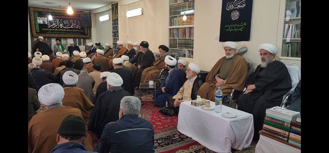 مراسم سالروز وفات حضرت زینب(س) در دفتر آیت‌الله فاضل لنکرانی برگزار شد + عکس