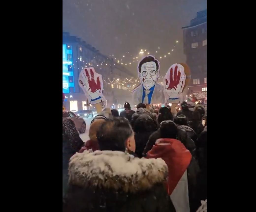 Video: People of Stockholm, Sweden, celebrated arrival of New Year in solidarity with Gaza people 