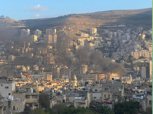 مقـــاومو نابلس يحبطون اعتقال أحد المقاومين وسط اشتباكات عنيفة مع قوات الاحتلال الإسرائيلي
