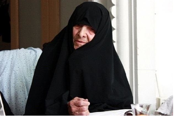 First and only interpretation of entire Quran by a woman 