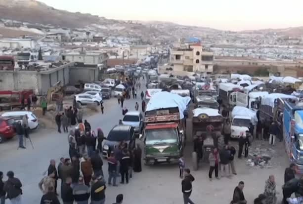  دفعة جديدة من النازحين السوريين تعود من لبنان الى بلادها