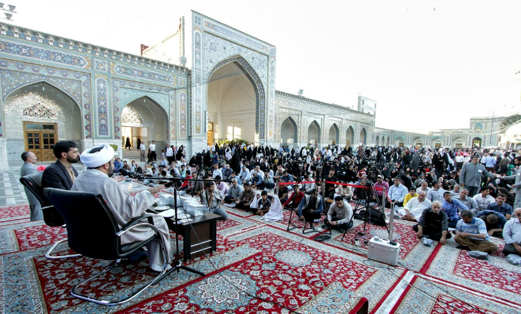 بررسی ویژگی‌های «زندگی به سبک رضوی» در جلسات پرسمان‌ دینی