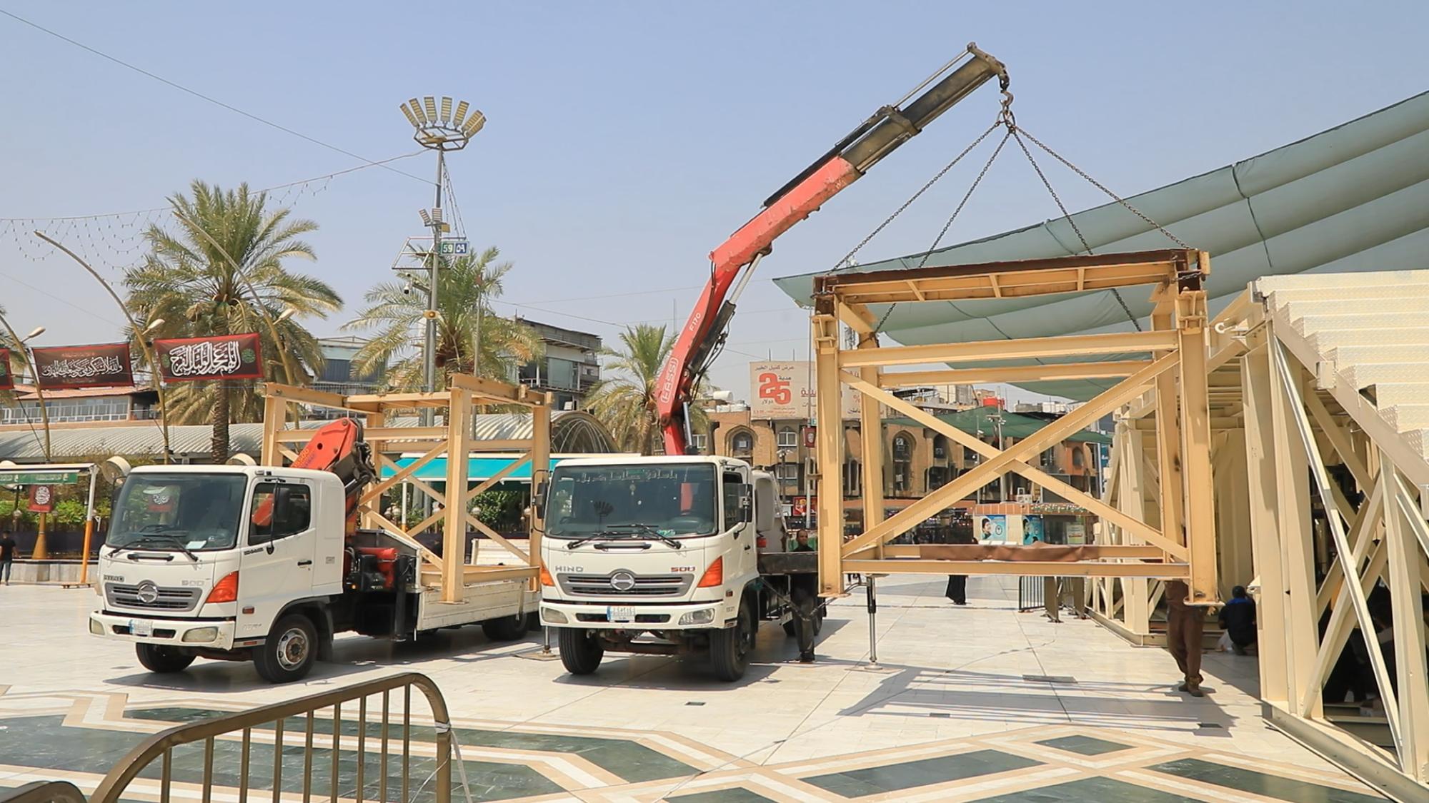 Al-Abbas shrine begins installation of temporary iron bridge for Arba'een