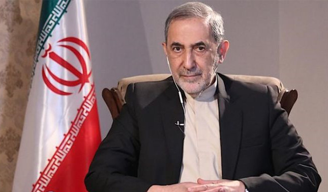 ولایتی: به دوستان روس خود می‌گوییم که سادگی نکنند/ تاکید بر هوشیاری طرفین درباره ناتو و آینده قفقاز 