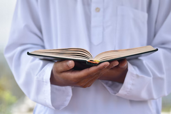 Corán, un libro que recuerda y aconseja