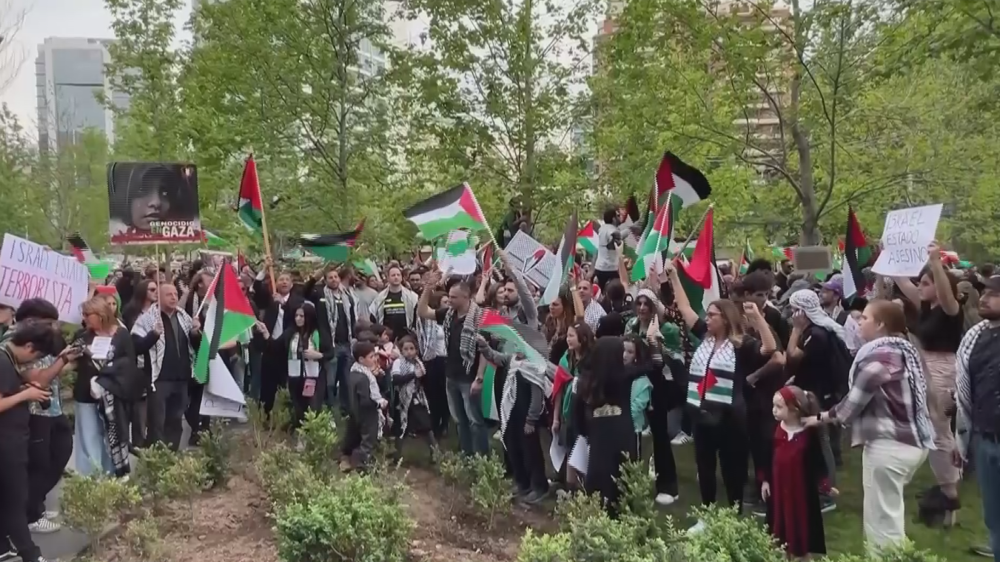 Angry demonstration in Chile denounces crimes of Zionist entity