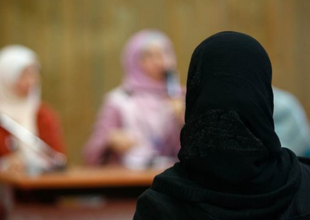 Najviši francuski sud potvrdio zabranu nošenja duge haljine u školama