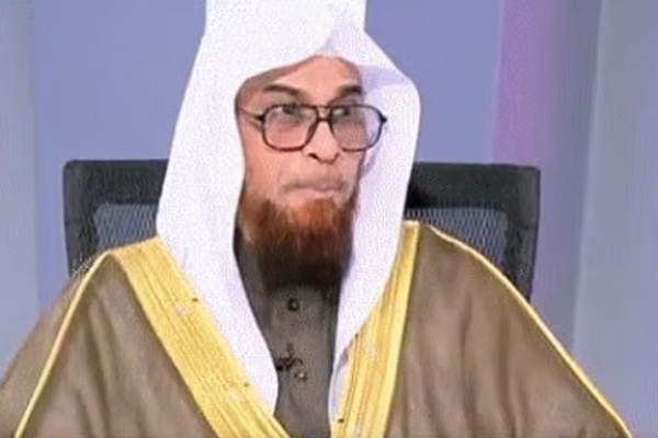 After 38 years of efforts, a Saudi man reached his goal of memorizing entire Quran