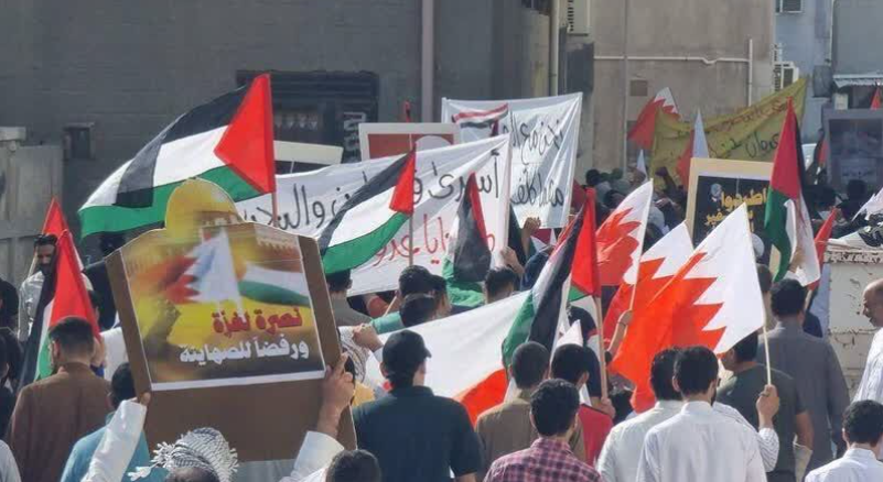 Bahrainis hold rally in support of Yemen