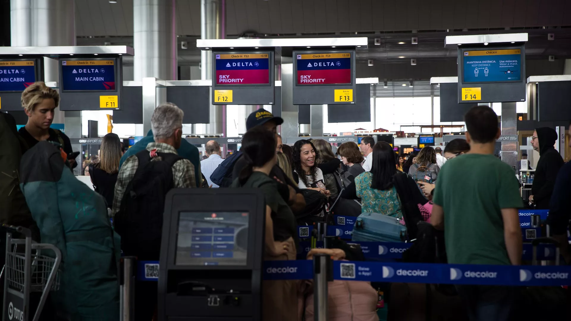Greve nos aeroportos brasileiros: sindicato diz que negociação passa pelo 'respeito às folgas'