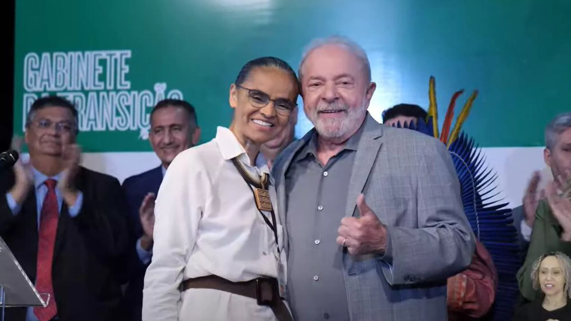 Lula anuncia última leva de ministros do novo governo do Brasil