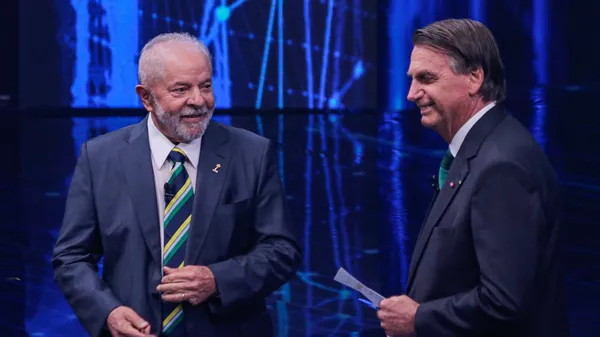 Lula e Bolsonaro participam do último debate antes do 2º turno; siga em tempo real