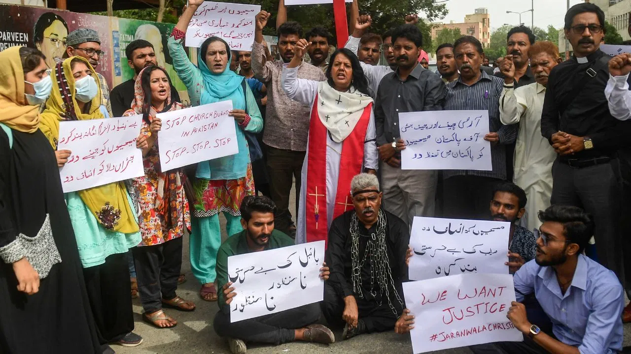 पाकिस्तान, चर्च पर हमले के खिलाफ सरकार सख्त, अब तक 135 गिरफ्तार, 600 के खिलाफ एफआईआर