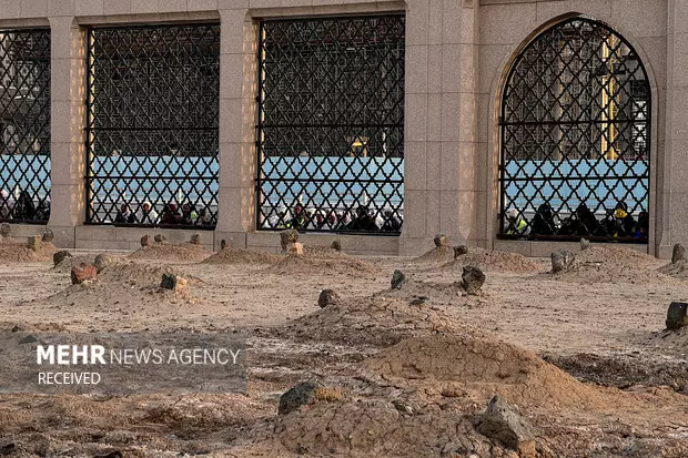 Musulmanes shiítas realizan ceremonia de duelo de Muharram en cementerio Baqi de Medina (+Video)