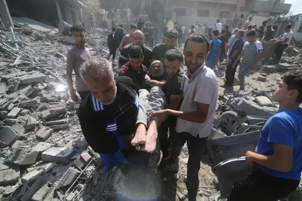 Israeli forces bombard disabled camp in Gaza