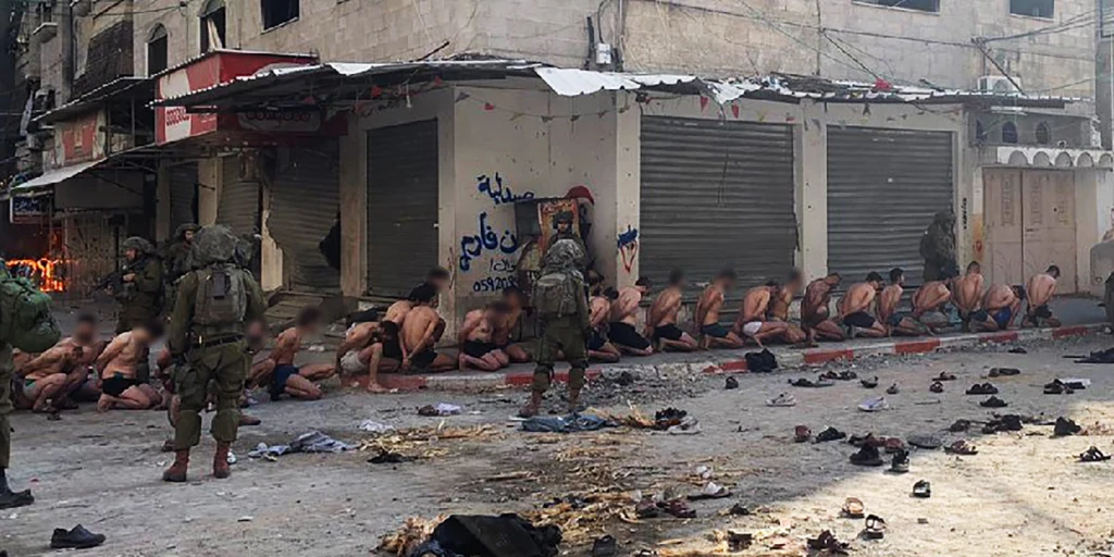 Hamas slams Israeli troops for stripping detainees naked on Gaza street
