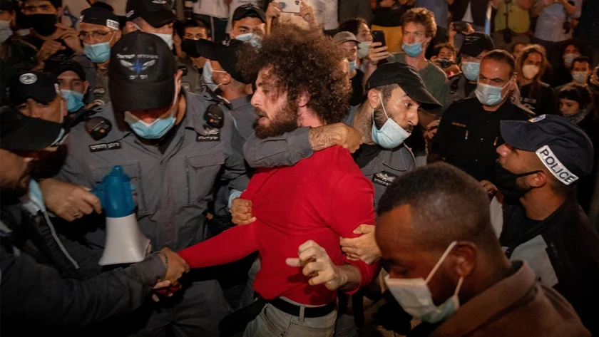 21 protesters of Netanyahu's policies arrested in Tel Aviv