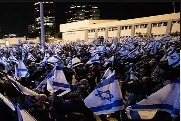 أكثر من 160 ضابطًا بجيش الاحتلال يضربون عن الخدمة 