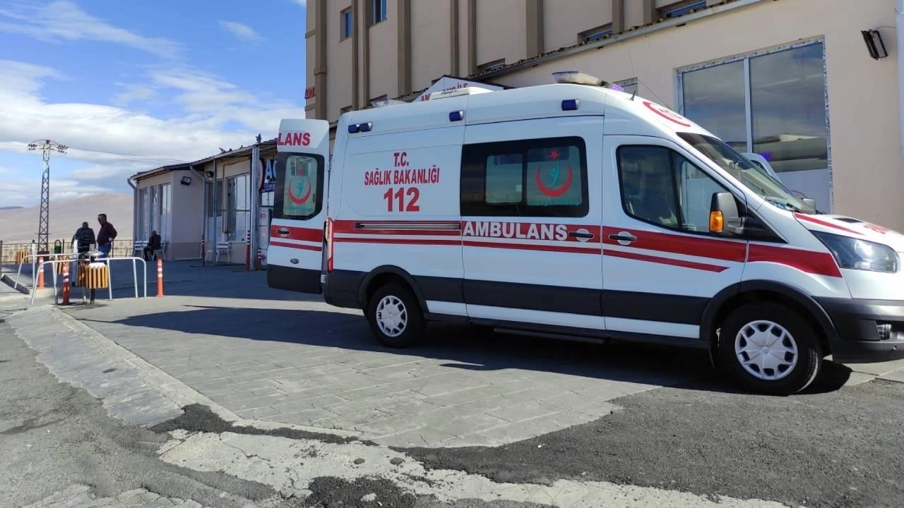 Bayramda 19 bin 83 acil sağlık personeli görev yapacak
