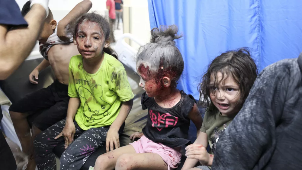 Gaza patients 'in streets without care': Official