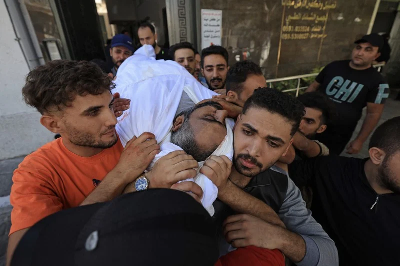 وزارة الصحة بغزة تعلن استشهاد 198 فلسطينيا و1610جريح