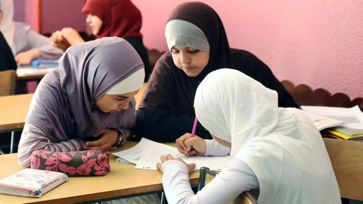 شکایت دانش‌آموز مسلمان فرانسوی به سازمان ملل علیه اقدامات تبعیض آمیز فرانسه