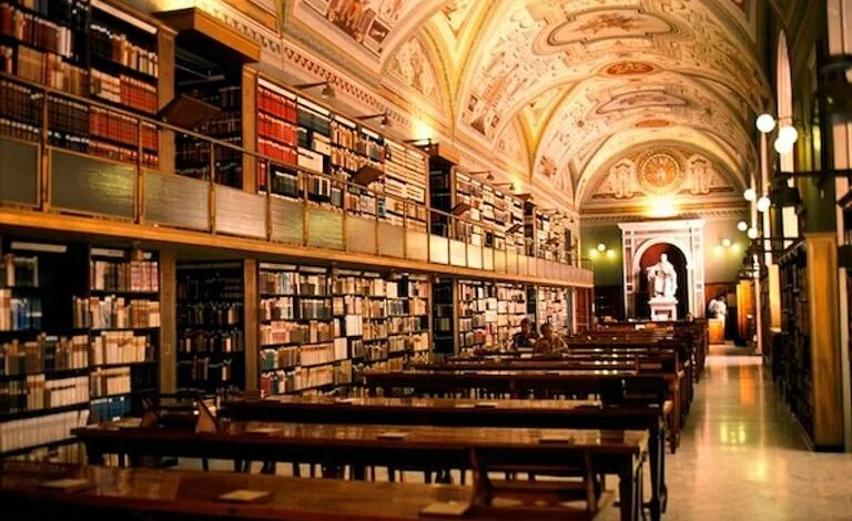  Research and media centres call for enriching world libraries with reliable Shia books 