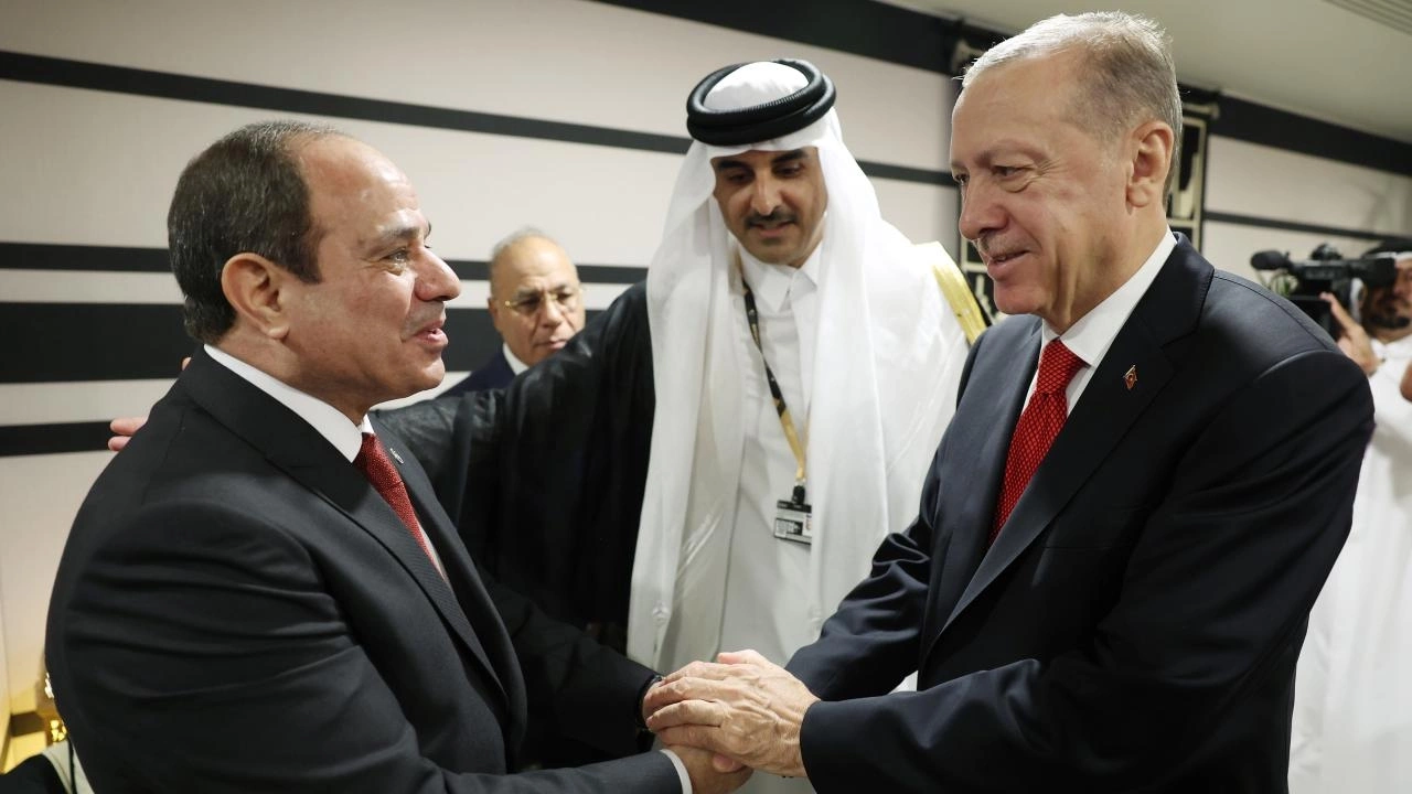 Cumhurbaşkanı Erdoğan Mısır'a geldi