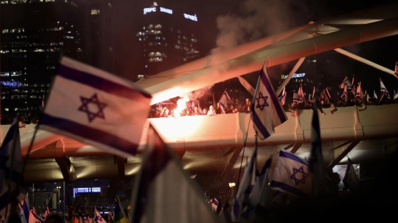 Netanyahu Kudüs'te protesto edildi