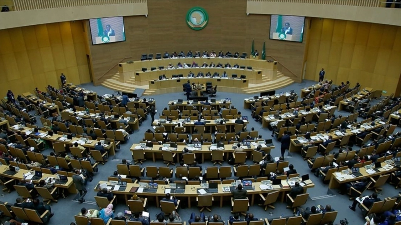 Afrika Birliği Siyonist İsrail heyetini kovdu