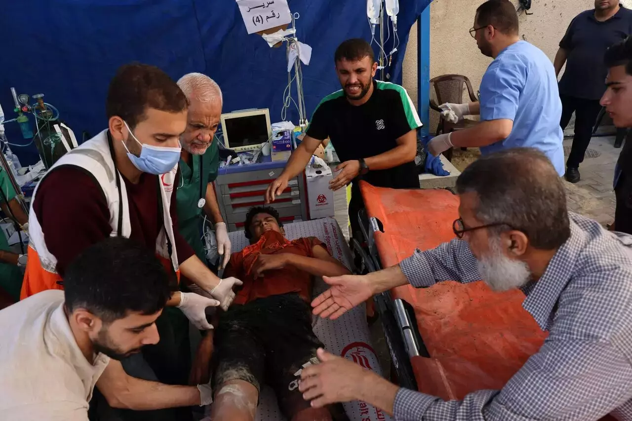 4 palestinos morrem no hospital Nasser de Gaza devido à interrupção do fornecimento de oxigênio
