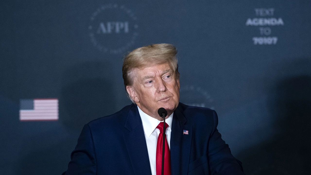 Trump'a dolandırıcılıktan 354,9 milyon dolar ceza