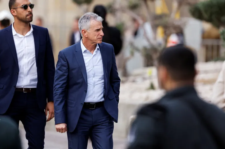 Pegawai Mossad menyemak tindak balas Hamas terhadap perjanjian gencatan senjata Pegawai Mossad menyemak tindak balas Hamas terhadap perjanjian gencatan senjata