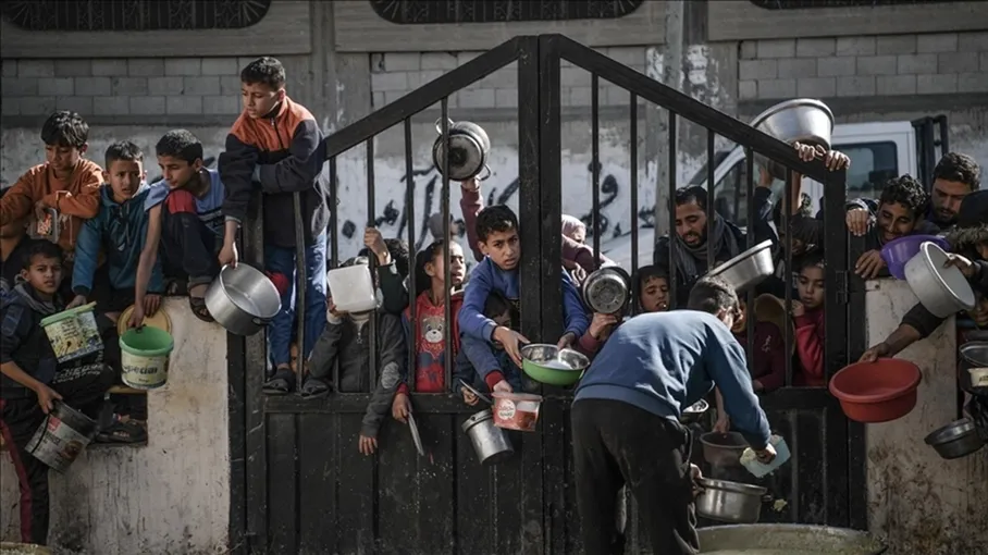 ممثل لحقوق الإنسان في فلسطين: عائلات في غزة تقضي يومها دون طعام