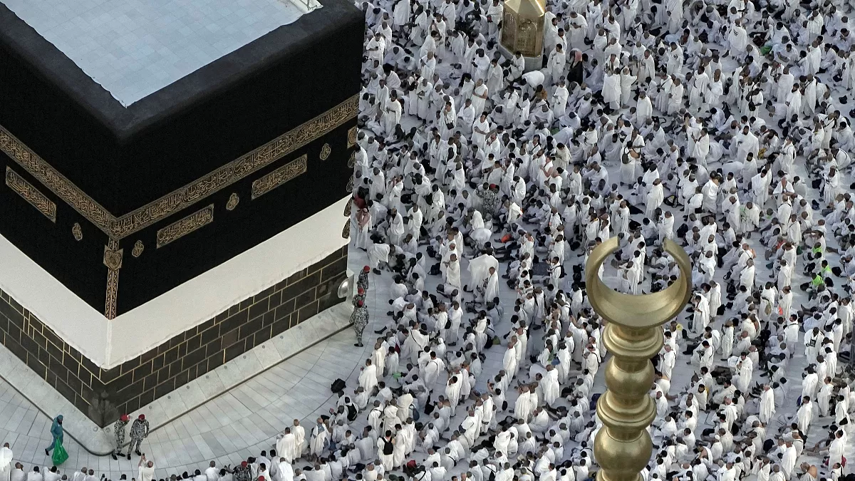 لغو عملیات حج عمره تا اطلاع ثانوی