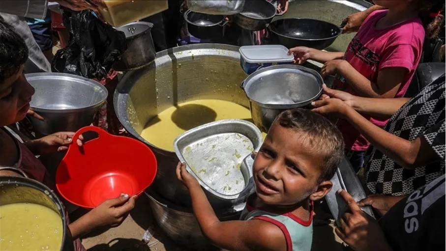 فيديو | في غزة 3500 طفل يهددهم الموت بسبب سوء التغذية  