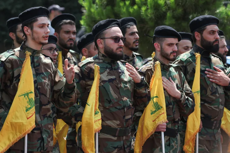  Lapid: Israel harus menghabiskan diplomasi sebelum berperang dengan Hizbullah
