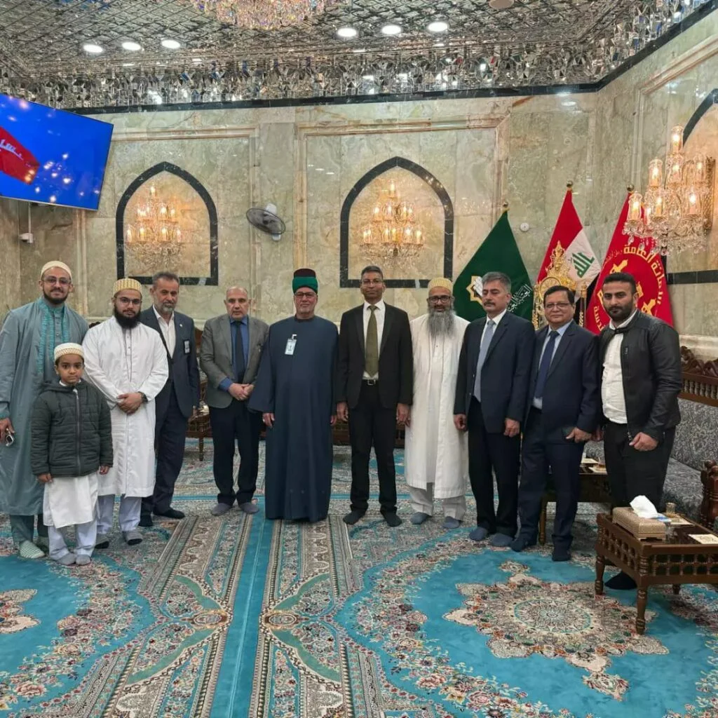 ابراز خرسندی سفیر هند از زیارت حرم مطهر حضرت امام حسین(ع) + عکس