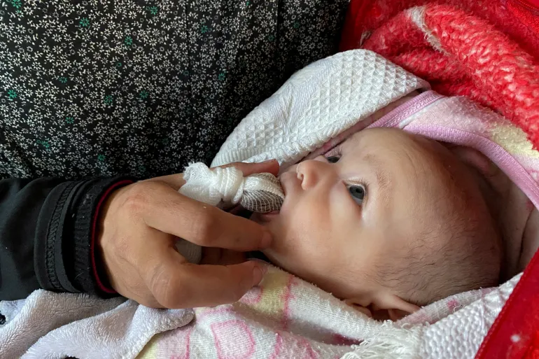 اليونيسف تحذر من تزايد وفيات الأطفال جوعا ما لم تنتهِ الحرب بغزة