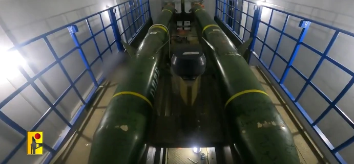 10 dakikada 100 füze! İsrail askeri üsleri hedef alındı