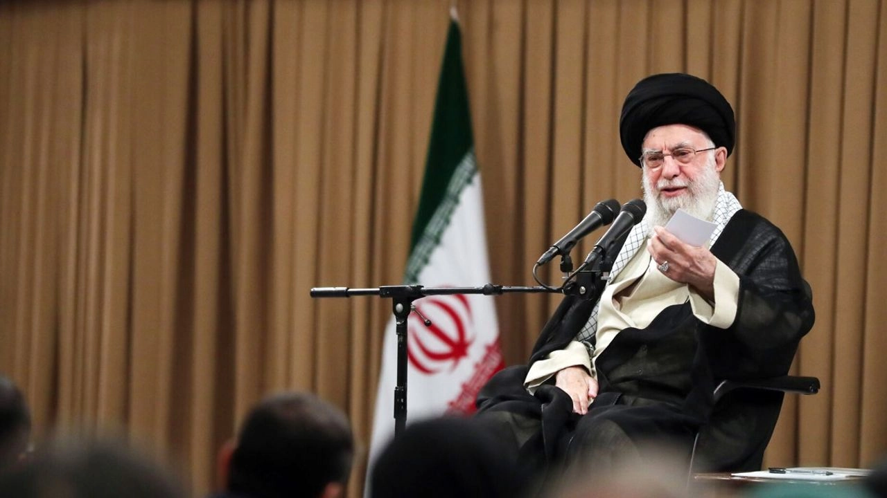 Ayetullah Hamanei: İran'a karşı düşmanlığın tek sebebi İslam Devrimi