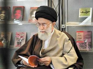 سایت تخصصی کتاب‌های رهبر انقلاب در نمایشگاه کتاب آغاز به کار می‌کند