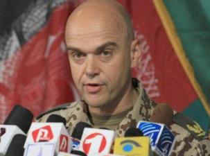 پاکستان و افغانستان از راههای دیپلماتیک اختلافات را حل و فصل کنند