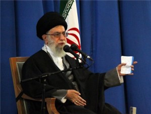 فتنه ۸۸ بخاطر تخلف از قانون بود / همه تابع قانون باشند