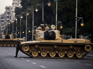 ارتش مصر "تر و خشک" را با هم می سوزاند