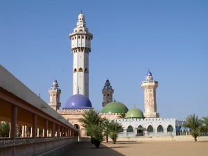 ساخت مناره‌ 99 متری مسجدی در سنگال مزين به اسماء‌الحسنی