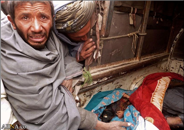 عکس/ اشکهای مرد افغان از وحشی گری نظامی آمریکایی